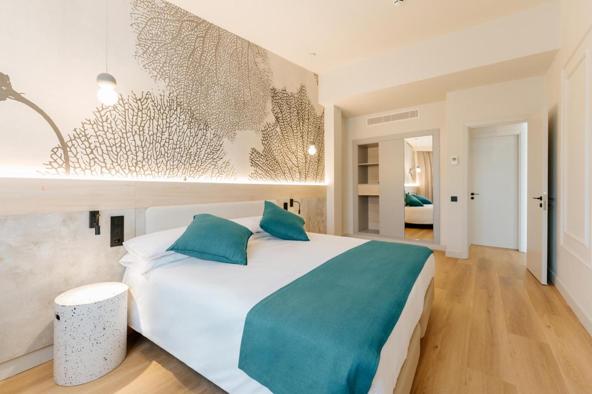Suite with Private Pool